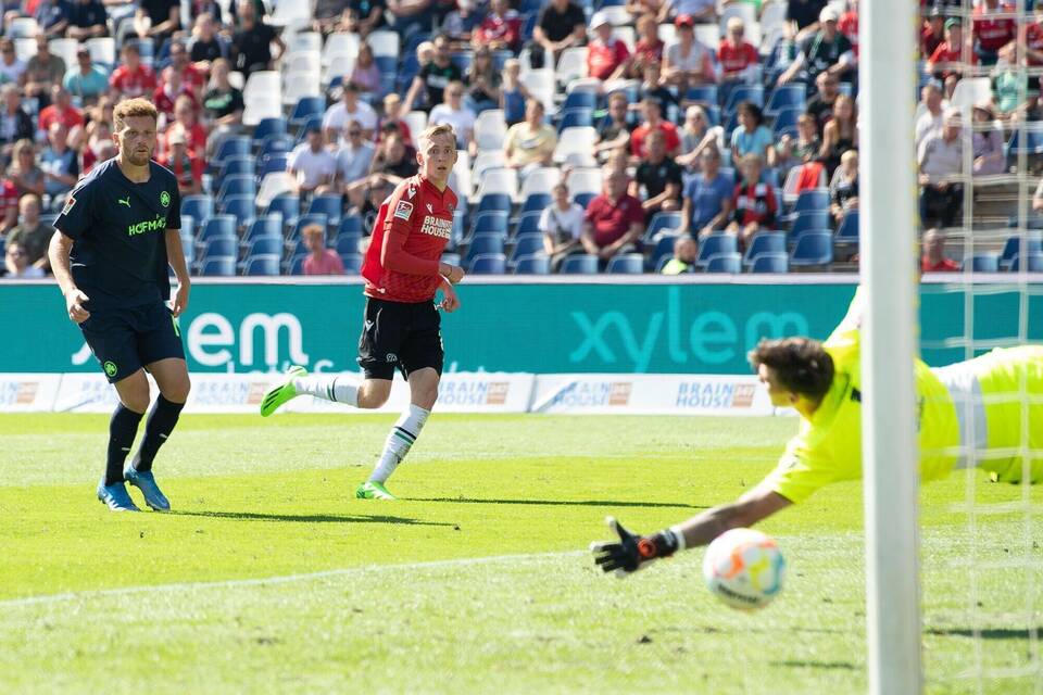 Hannover 96 - SpVgg Greuther Fürth Hannover 96 - SpVgg Greuther Fürth