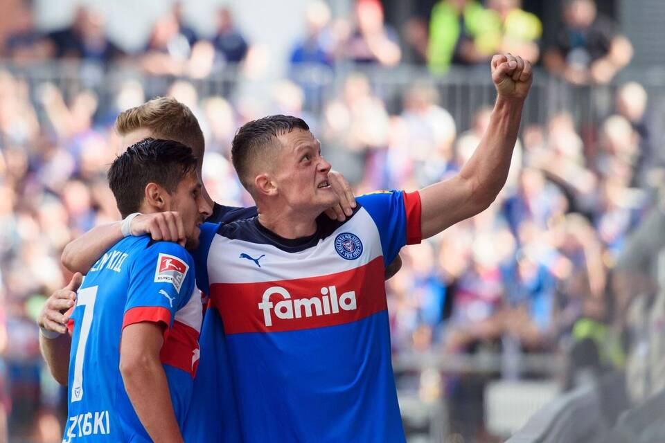 Holstein Kiel - SV Sandhausen Holstein Kiel - SV Sandhausen