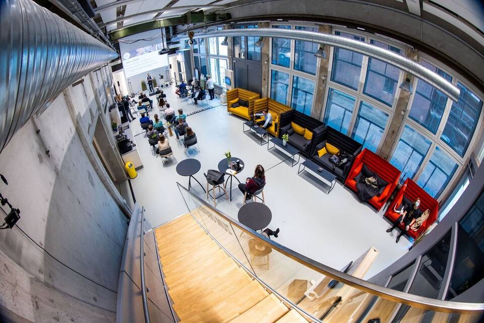 Start-ups Start-ups