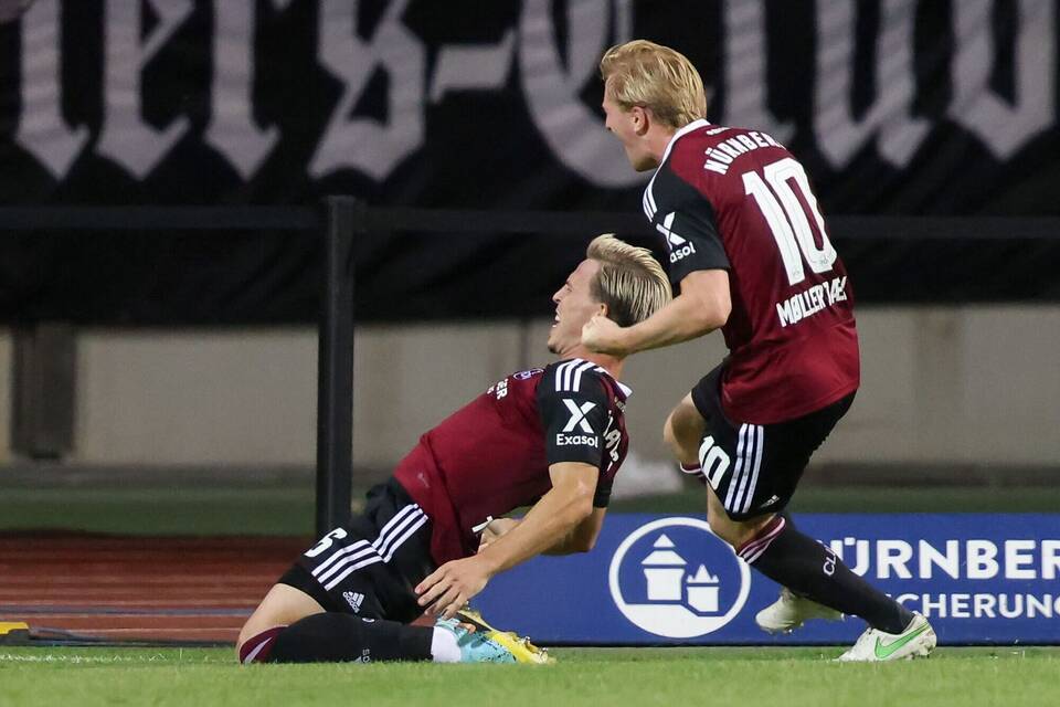 1. FC Nürnberg - Arminia Bielefeld 1. FC Nürnberg - Arminia Bielefeld