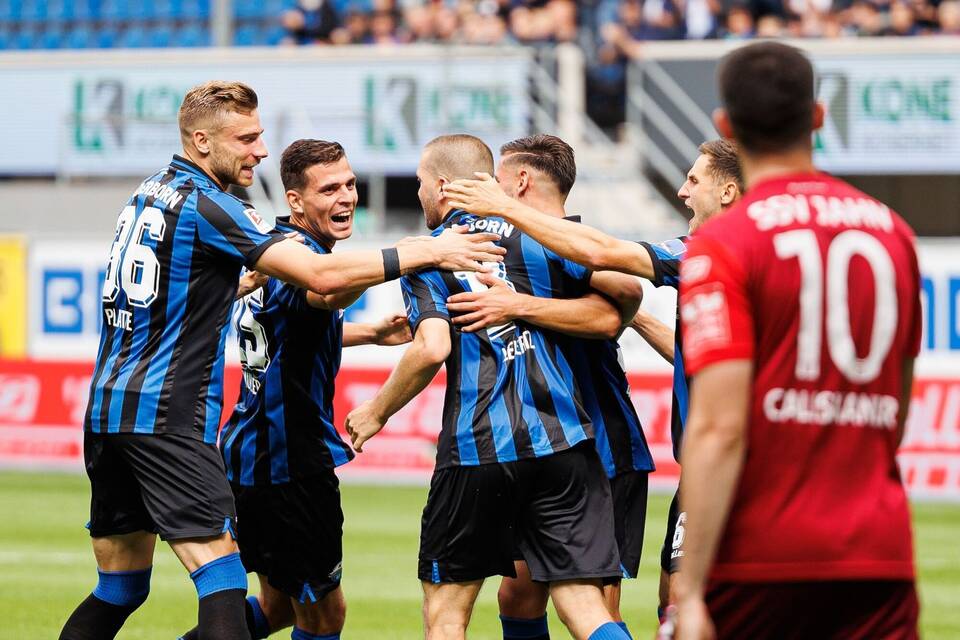 SC Paderborn 07 - SSV Jahn Regensburg