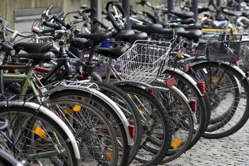 Fahrrad-Stellplatz Fahrrad-Stellplatz