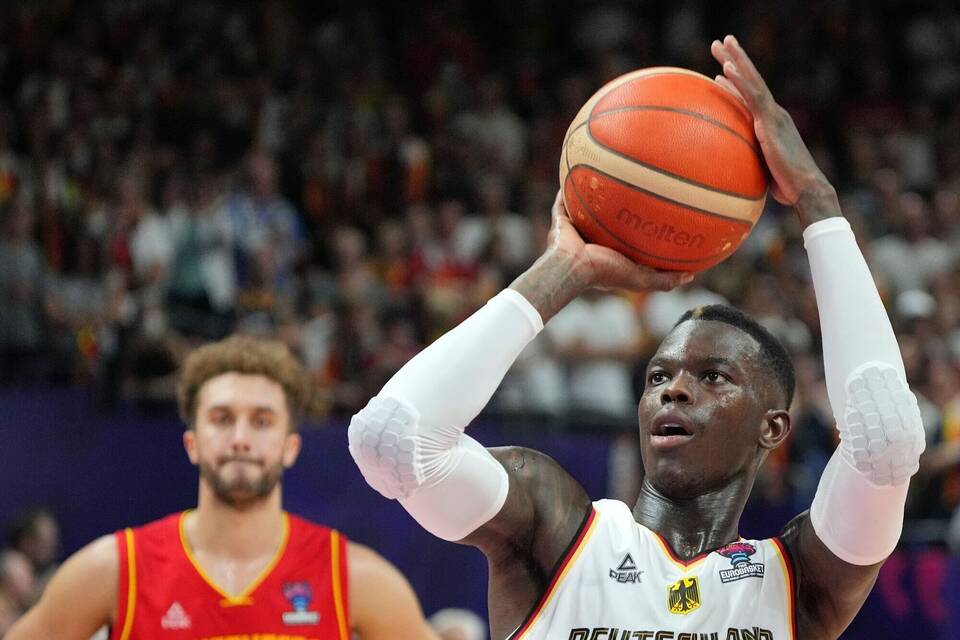 Dennis Schröder