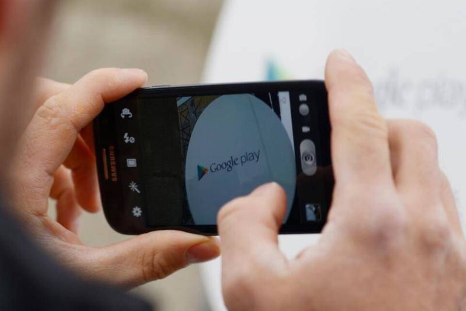 Google Play Google Play