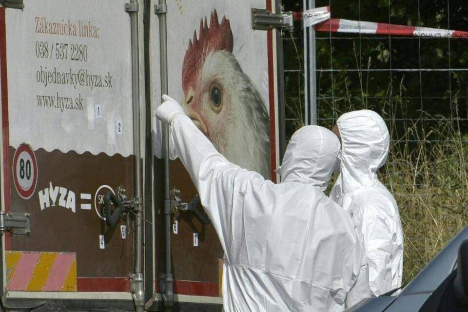 Spurensicherung an der Autobahn