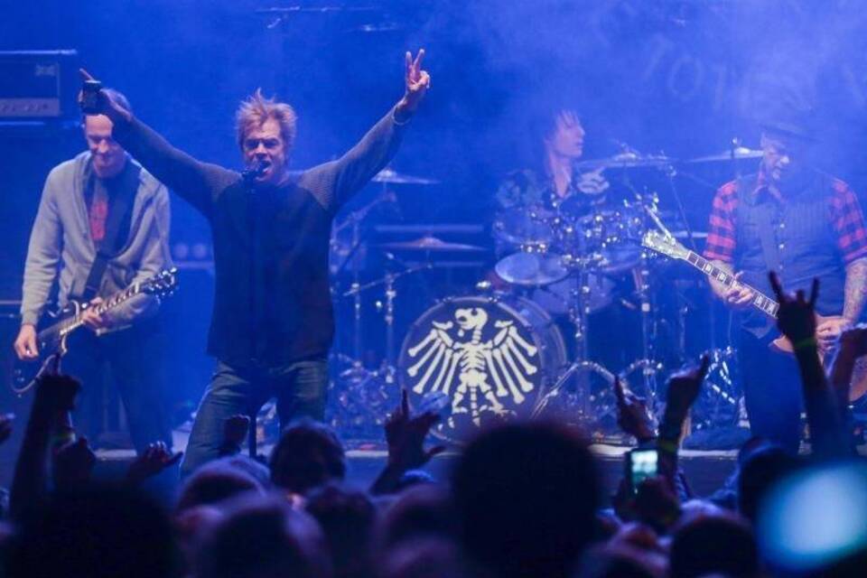 Die Toten Hosen Die Toten Hosen