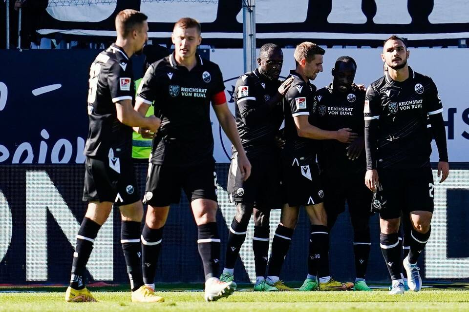 SV Sandhausen - 1. FC Magdeburg SV Sandhausen - 1. FC Magdeburg