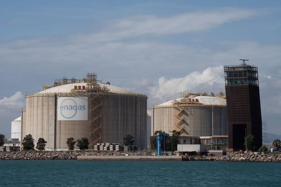 LNG-Terminal in Barcelona LNG-Terminal in Barcelona