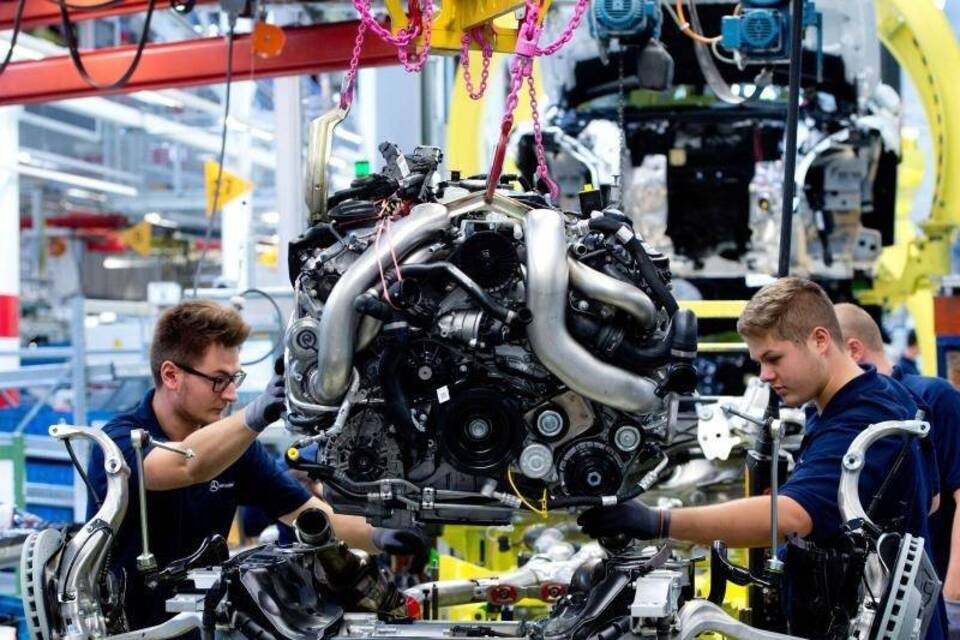 Produktion bei Mercedes-Benz Produktion bei Mercedes-Benz