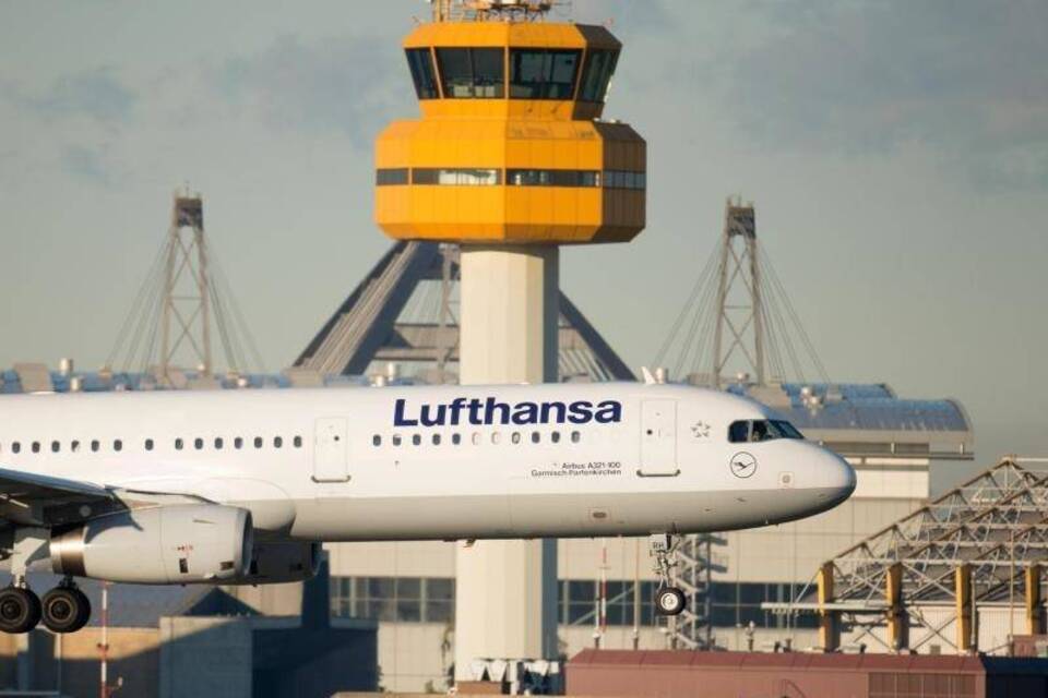 Airbus der Lufthansa im Landeanflug