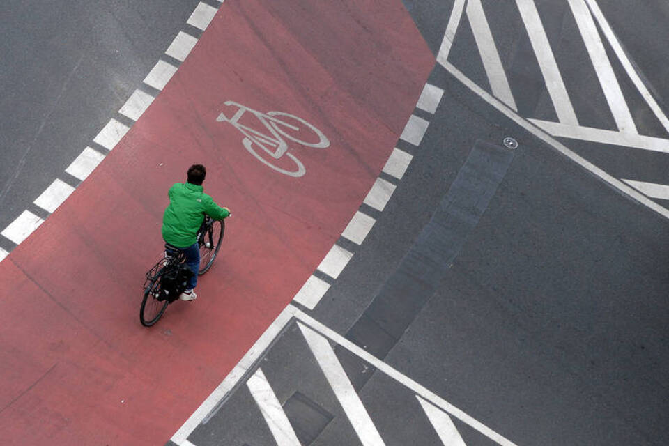 Vorfahrt fürs Rad? - Großstädte buhlen um Radfahrer Vorfahrt fürs Rad? - Großstädte buhlen um Radfahrer