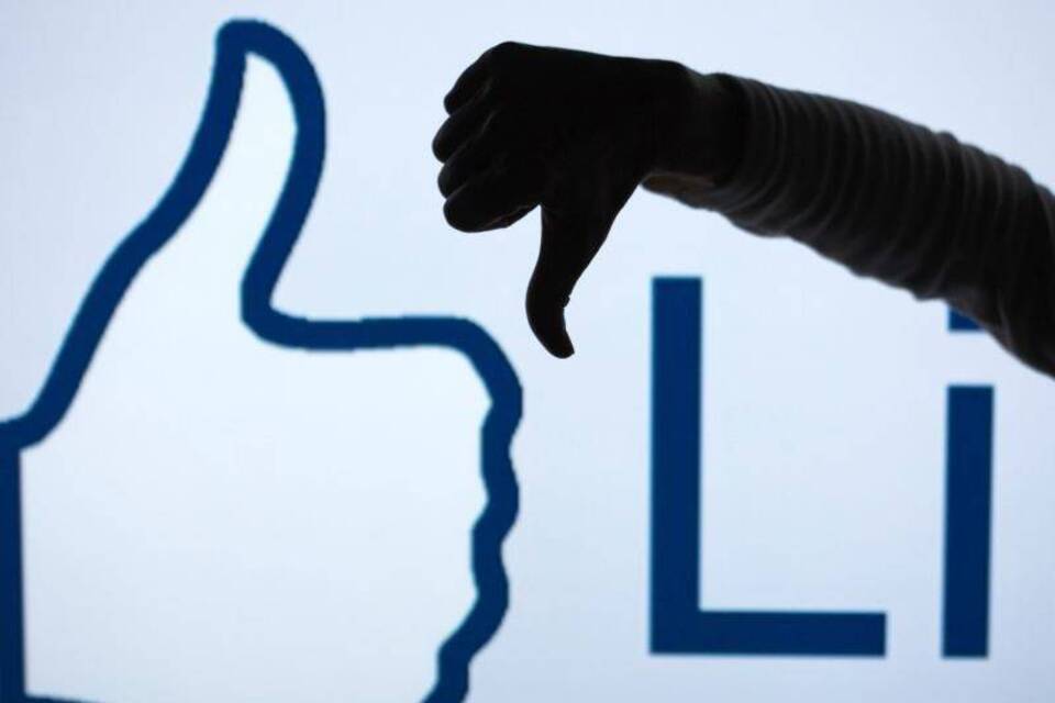 Facebook - "Dislike" Facebook - "Dislike"