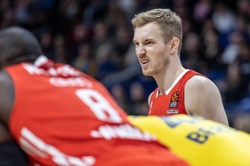 Niels Giffey Niels Giffey