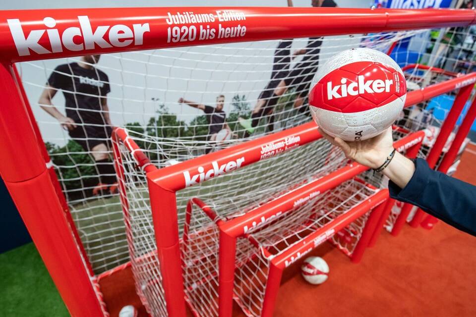 kicker kicker