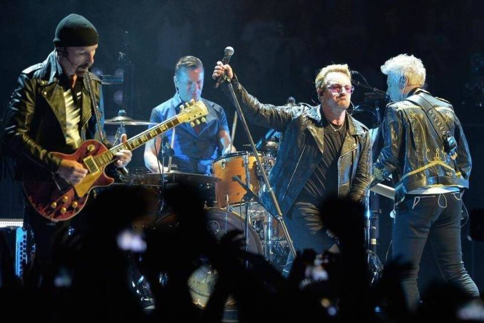 U2 U2