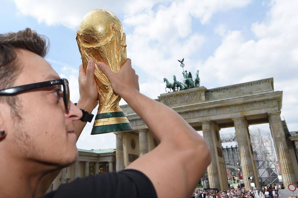 Mesut Özil Mesut Özil