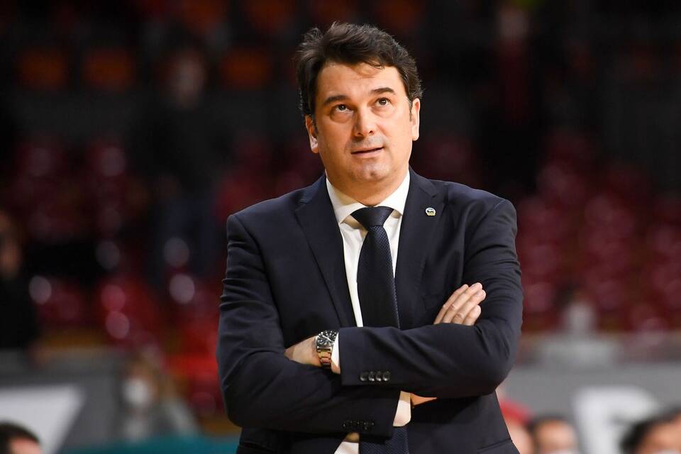 Alba-Coach Alba-Coach