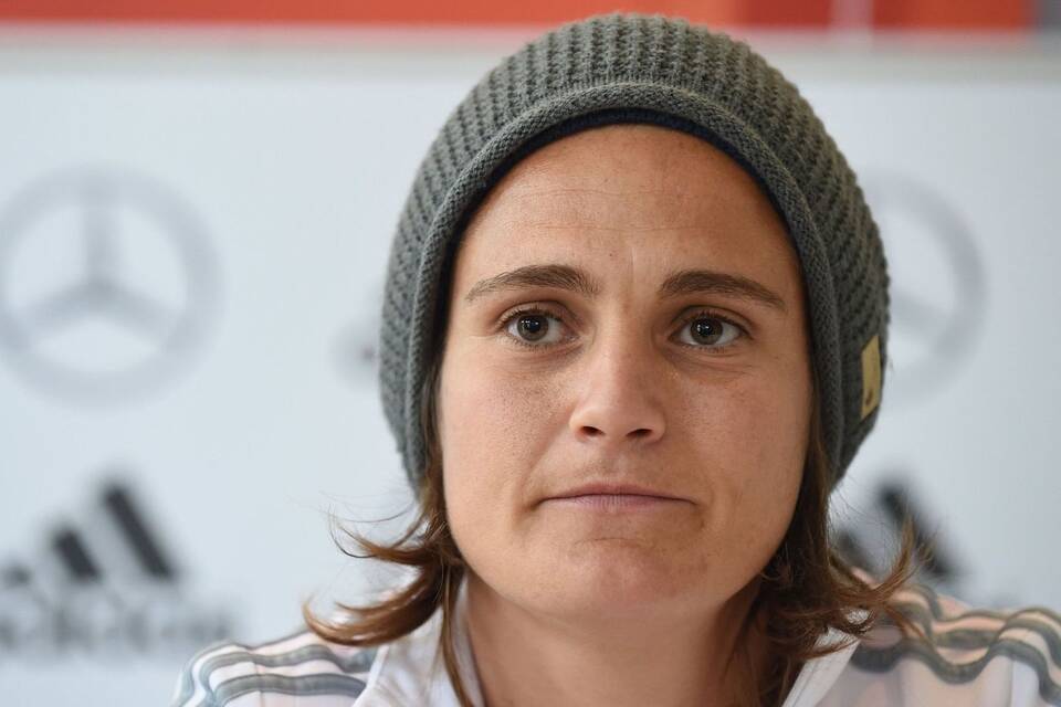 Nadine Angerer Nadine Angerer