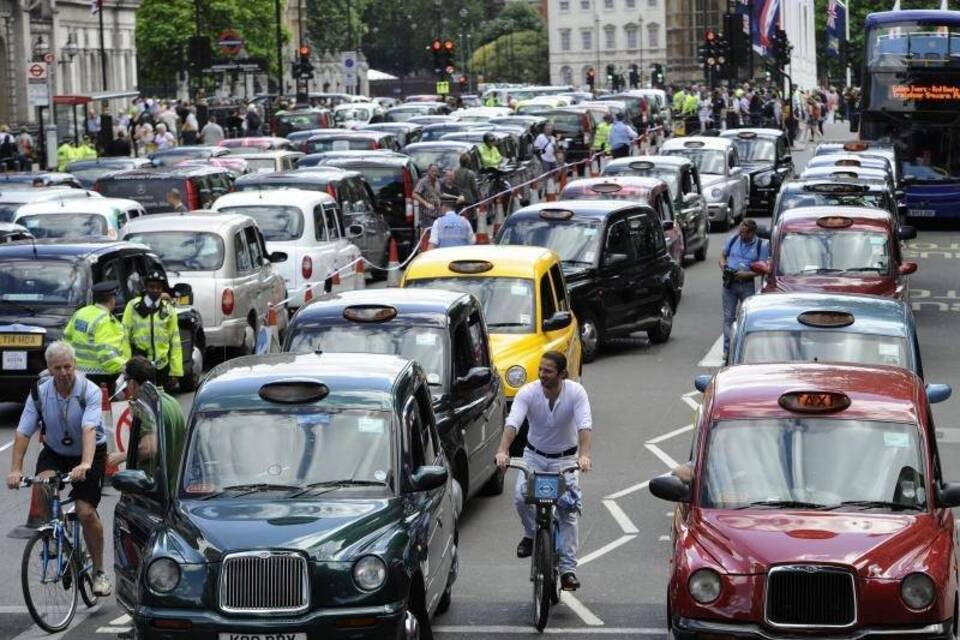 Streit um Uber in London Streit um Uber in London