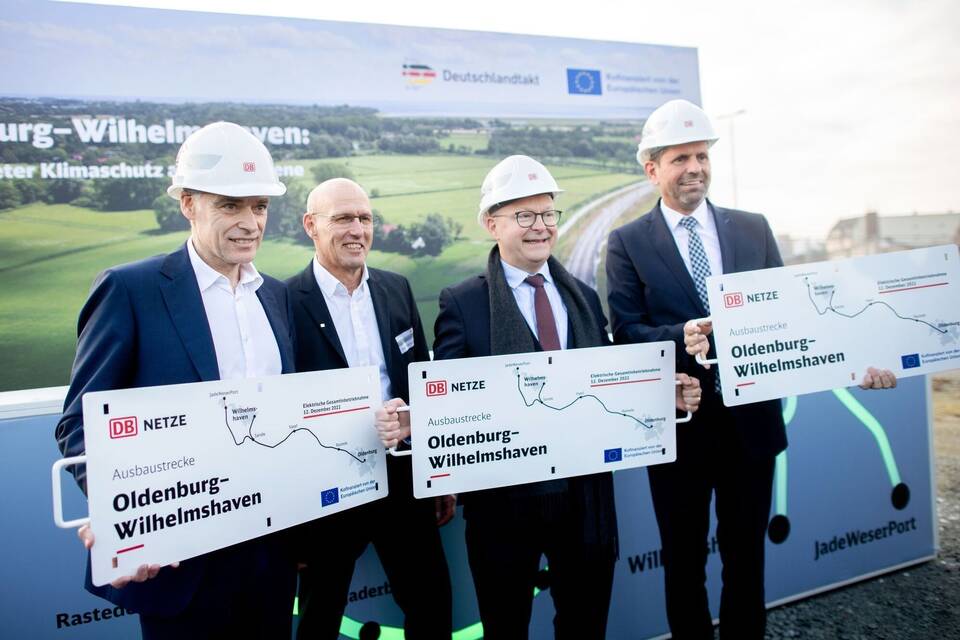 Modernisierte Bahnstrecke Modernisierte Bahnstrecke