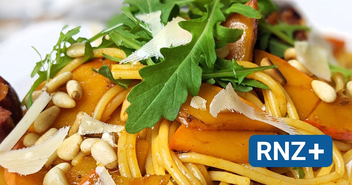 Leuchtend-lecker genießen: Kürbispasta mit Knacker - Essen &amp; Trinken ...