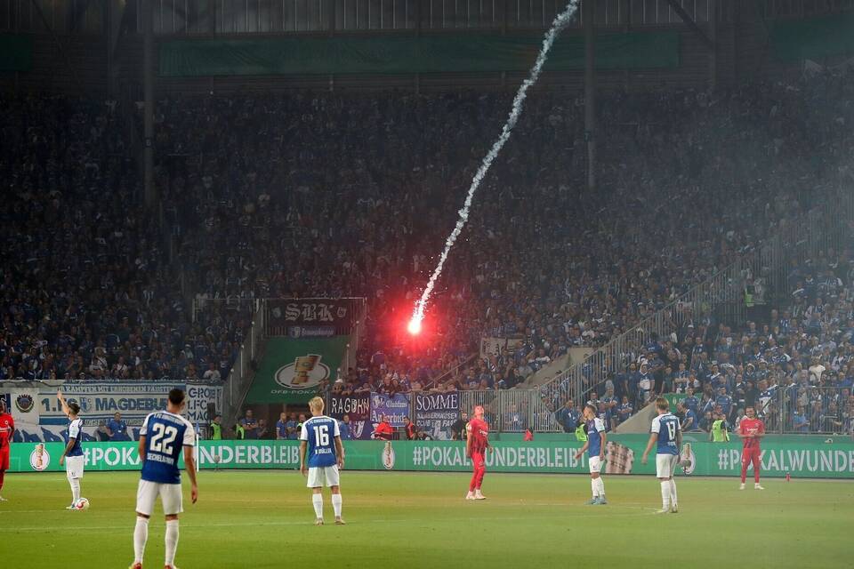 Frankfurt muss zahlen. Frankfurt muss zahlen.