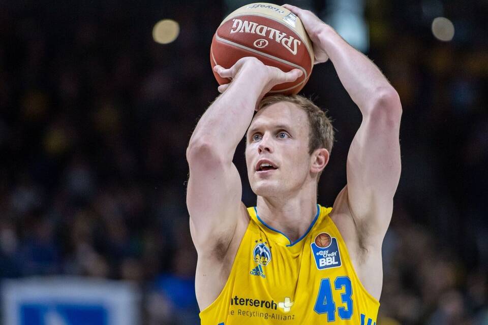Luke Sikma Luke Sikma