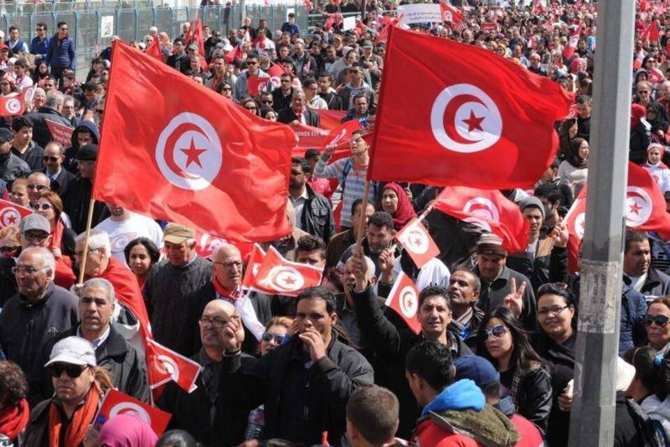 Demonstration in Tunis Demonstration in Tunis