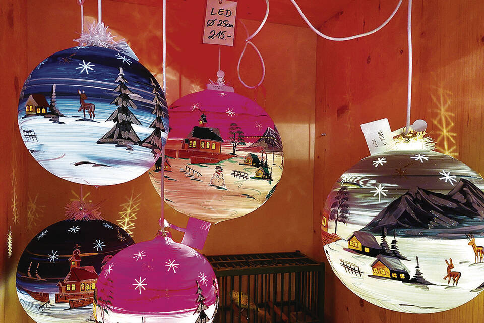 Weihnachtsschmuck aus Thüringen In Lauscha wurde die Christbaumkugel