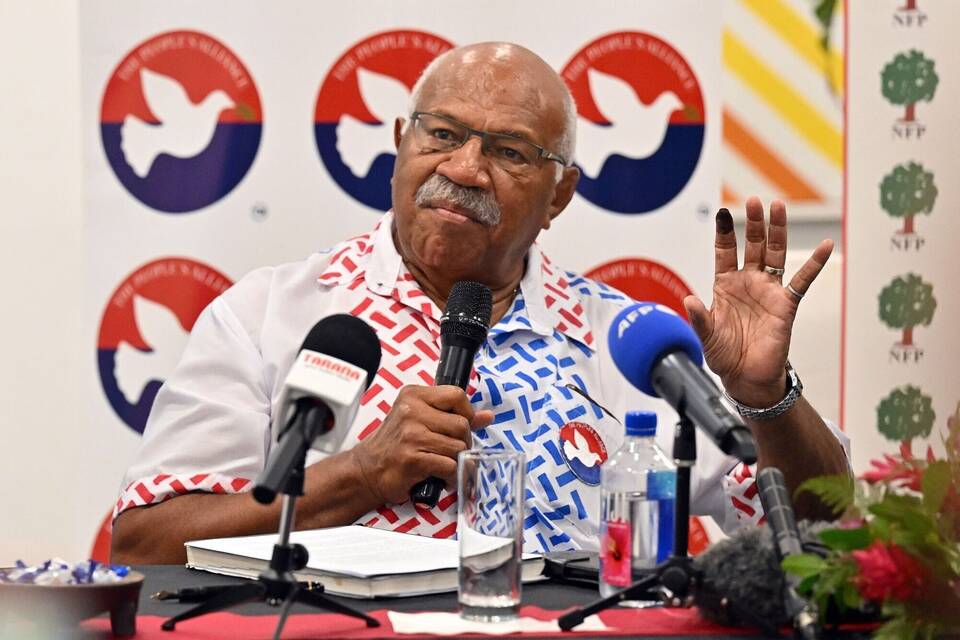 Sitiveni Rabuka Sitiveni Rabuka