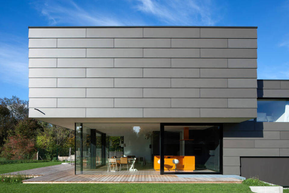 Schönes Kleid für das Haus - Fassadenbekleidung betont den Baustil Schönes Kleid für das Haus - Fassadenbekleidung betont den Baustil