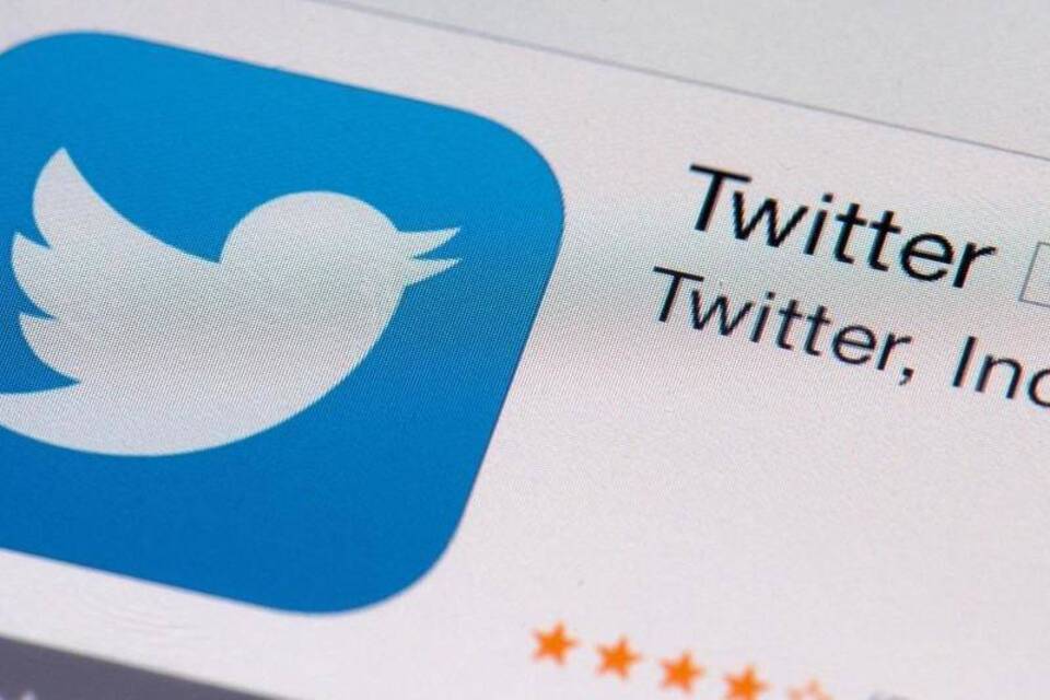 Twitter Twitter