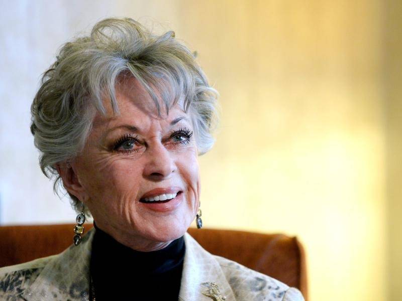 die v gel star tippi hedren lebt mit vielen raben die v gel star tippi hedren lebt mit vielen raben