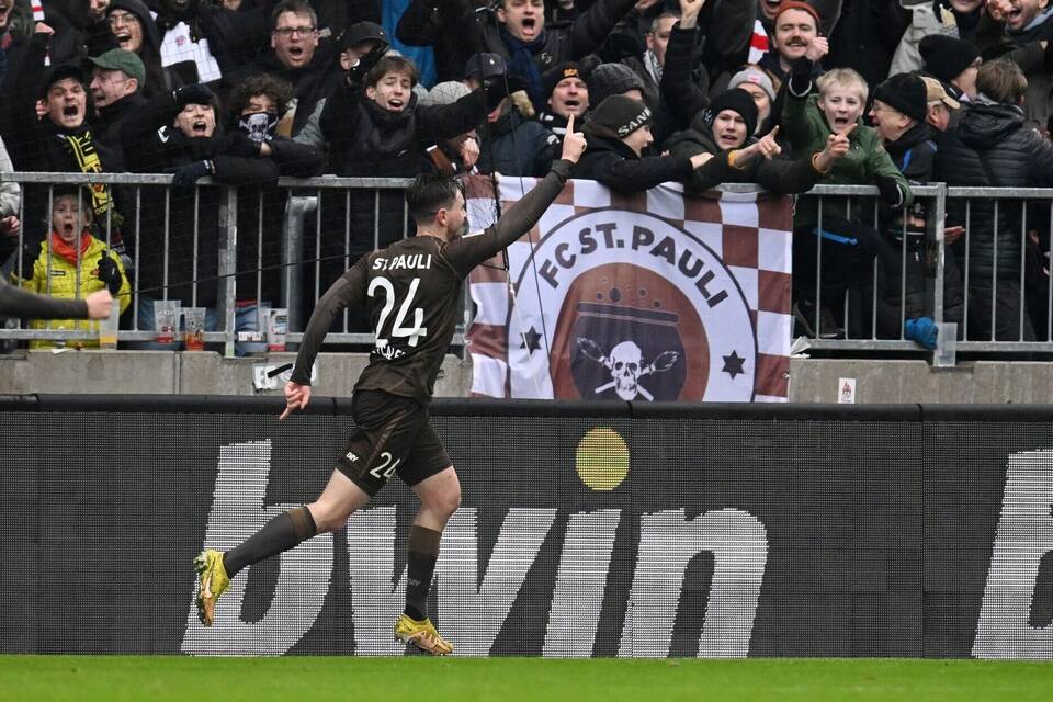 FC St. Pauli - 1. FC Kaiserslautern FC St. Pauli - 1. FC Kaiserslautern