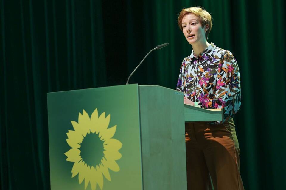 Julia Schmidt Julia Schmidt