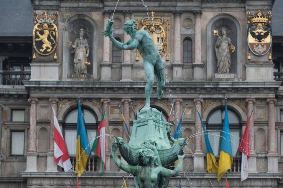 Brabobrunnen in Antwerpen Brabobrunnen in Antwerpen