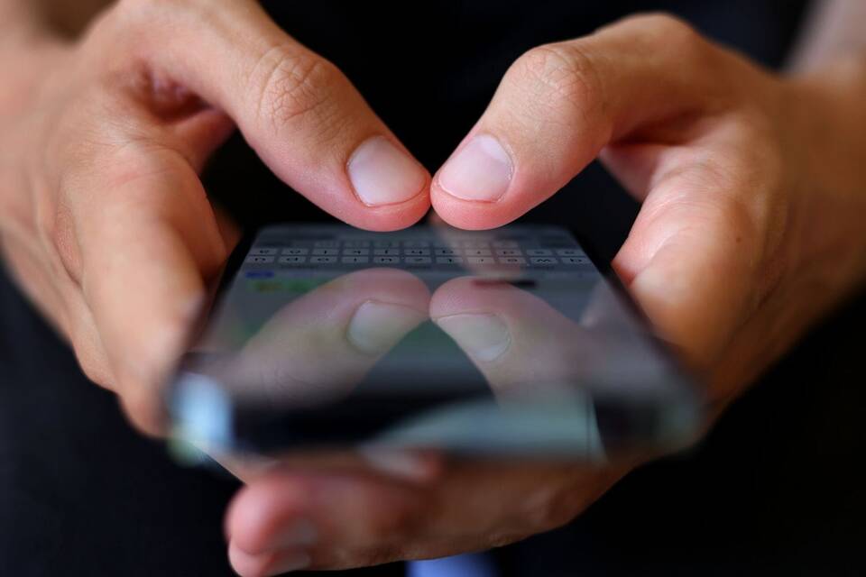 Smartphones in Deutschland werden länger genutzt Smartphones in Deutschland werden länger genutzt