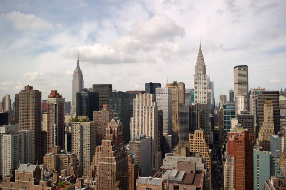 Immobilien-Boom in New York: Eine Stadt im Schatten der Luxus-Türme Immobilien-Boom in New York: Eine Stadt im Schatten der Luxus-Türme