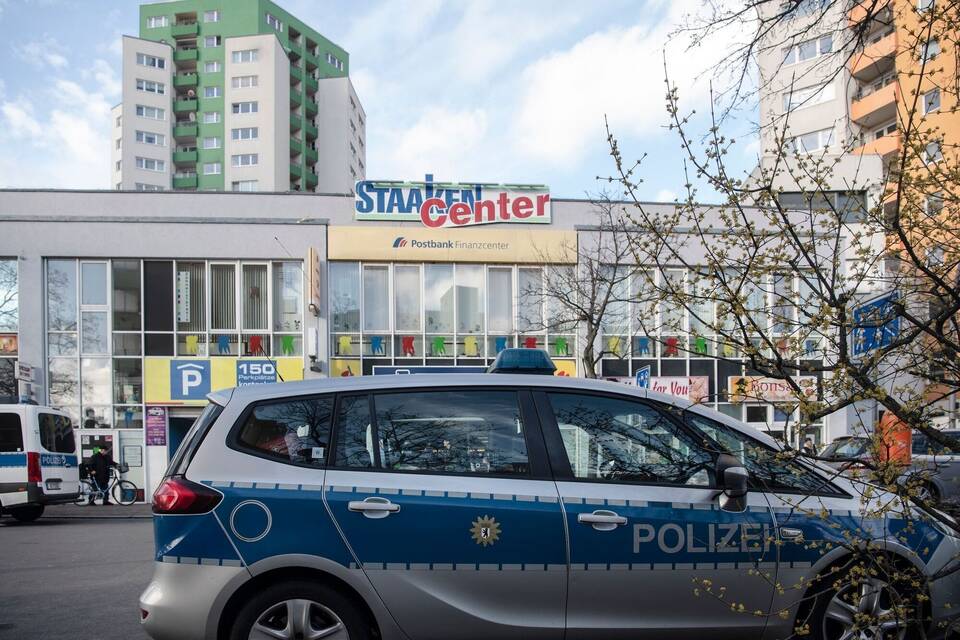 Messer-Attacke im Einkaufszentrum Messer-Attacke im Einkaufszentrum
