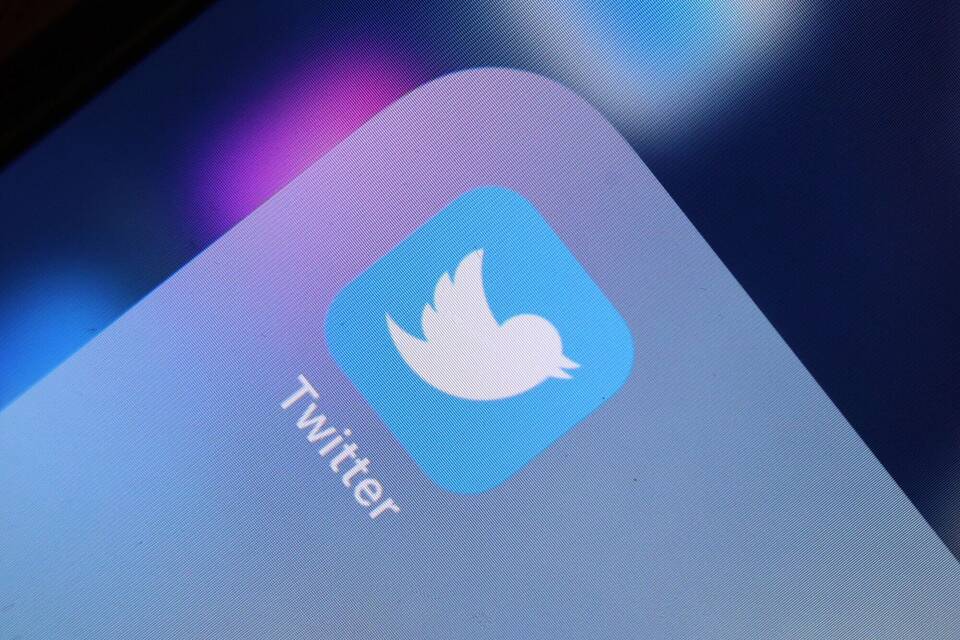 Twitter Twitter