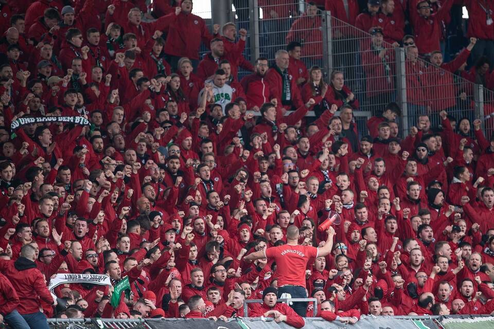 96-Fans