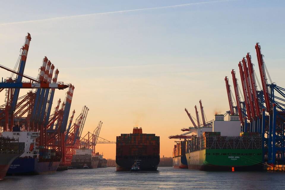 Containerschiff Containerschiff