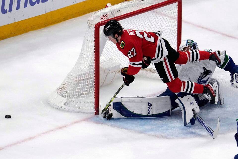 Chicago Blackhawks - Vancouver Canucks Chicago Blackhawks - Vancouver Canucks