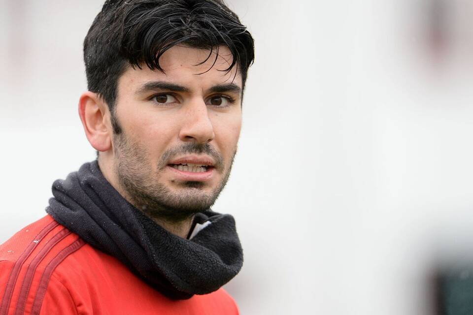 Serdar Tasci