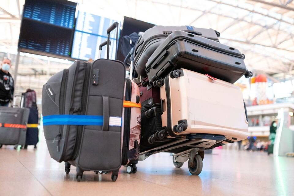 Erste Reisewelle an Flughäfen Erste Reisewelle an Flughäfen