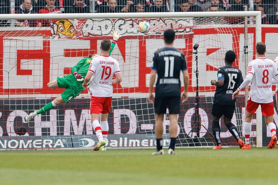 Jahn Regensburg - 1. FC Magdeburg Jahn Regensburg - 1. FC Magdeburg