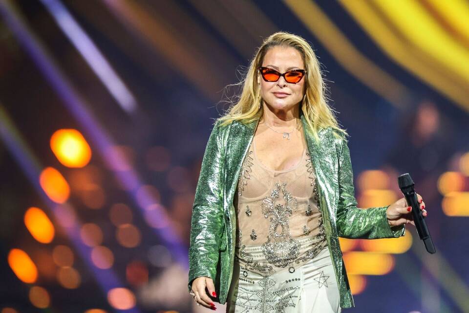 Sängerin Anastacia covert die Toten Hosen Sängerin Anastacia covert die Toten Hosen