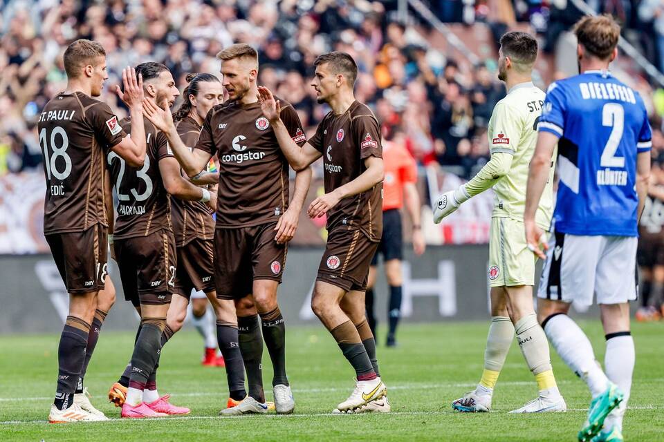 FC St. Pauli - Arminia Bielefeld FC St. Pauli - Arminia Bielefeld