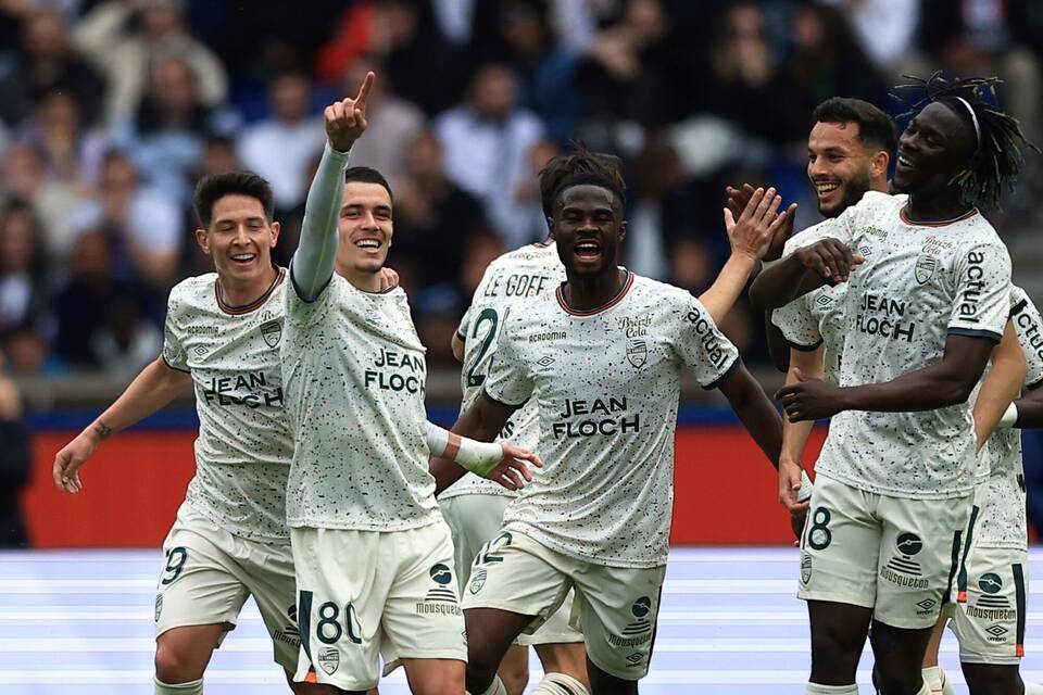 Paris Saint-Germain - FC Lorient Paris Saint-Germain - FC Lorient