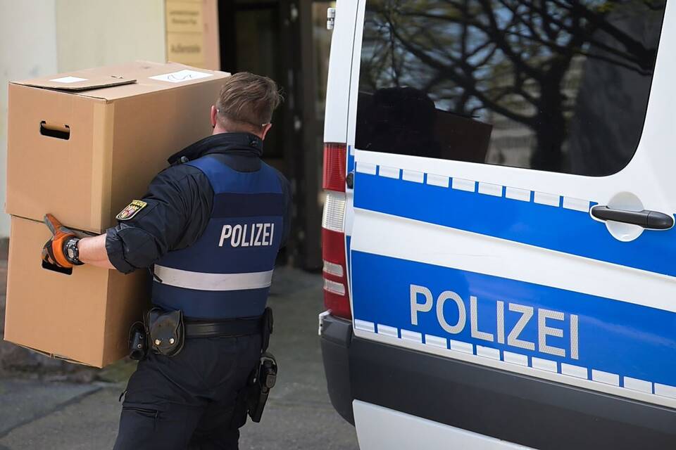 Großeinsatz gegen Mafia - Sichergestelltes Material Großeinsatz gegen Mafia - Sichergestelltes Material